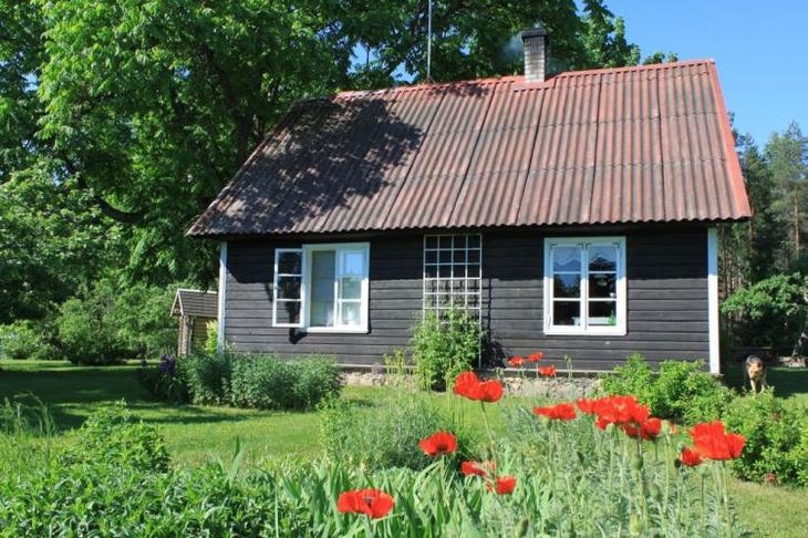 Kodu ja puidutöökoda Sõreste külas Kanepi vallas (Eve ja Mati Kuklase)