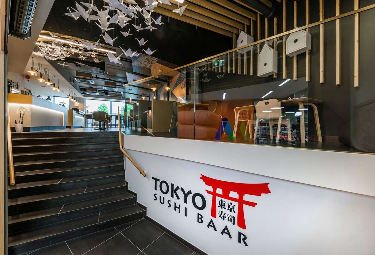 Jaapani paberikunstist inspireeritud sushibaar Tokyo Jaapani paberikunstist inspireeritud sushibaar Tokyo