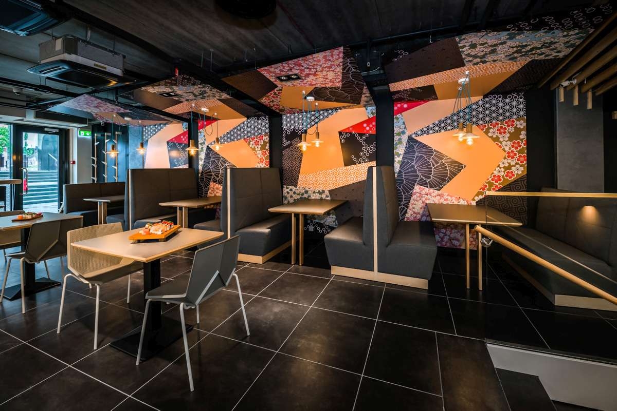 Jaapani paberikunstist inspireeritud sushibaar Tokyo Jaapani paberikunstist inspireeritud sushibaar Tokyo
