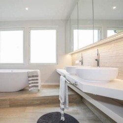 25 - Eramu remont - hubane kodu mere ääres