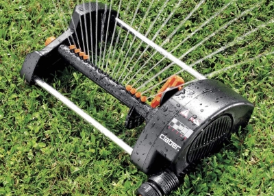 Aiamaa, kasvuhoone ja muru kastmine – millega ja kuidas?