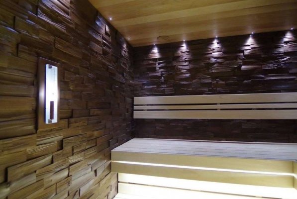 Puidust seinapaneel sauna leilruumis - 7