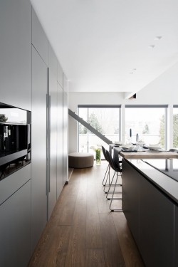 25 - Modernne ja minimalistlik eramu