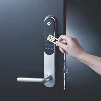 Digitaalne võtmevaba ukselukk Yale Doorman - turvaline ja mugav lahendus!