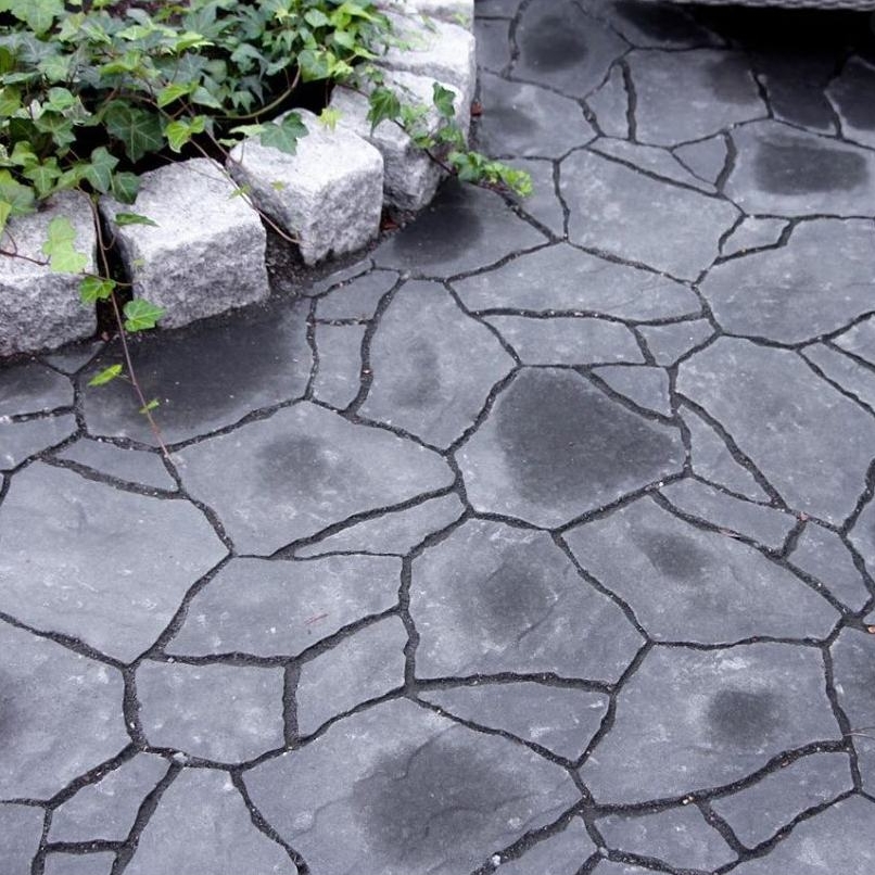 Kõnniteekivide paigaldusel on aktuaalne erineva struktuuriga kivide mäng