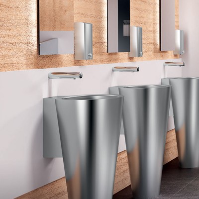 Kontaktivaba ja isepuhastuv elektrooniline segisti Delabie TEMPOMATIC 4.Foto: Tradewashrooms Kontaktivaba ja isepuhastuv elektrooniline segisti Delabie TEMPOMATIC 4.Foto: Tradewashrooms
