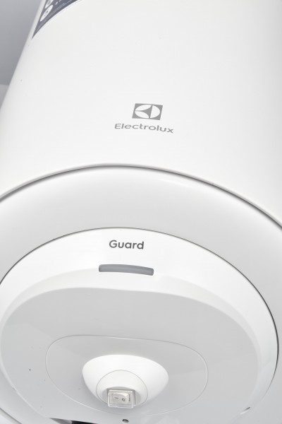 Electrolux Guard kaetud küttekehaga vertikaalne soojaveeboiler - 1