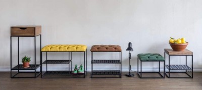 Pehmö sile- ja nööbipolstriga pingid lisavad interjöörile iseloomu