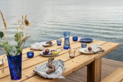18 - Iittala 2023. aasta klaasivärvid on Sevilla oranž, ultramariinsinine ja vask