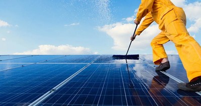 Päikesepaneelide isepuhastussüsteem tagab suurema tootlikkuse