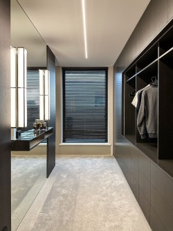 2 - WoHo Luxury Suites  - garderoob