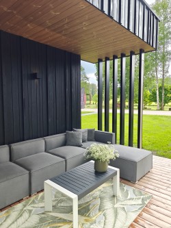 1 - Päikesevari terrassile või koduhoovi