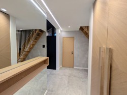 2 - Oslo eramu. Eritellimusmööbel: SISUKO