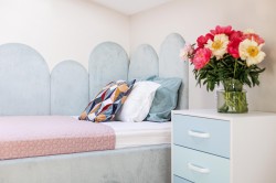 8 - Äsja renoveeritud eramu – valguse ja vaikuse lugu