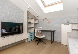 2 - Äsja renoveeritud eramu – valguse ja vaikuse lugu