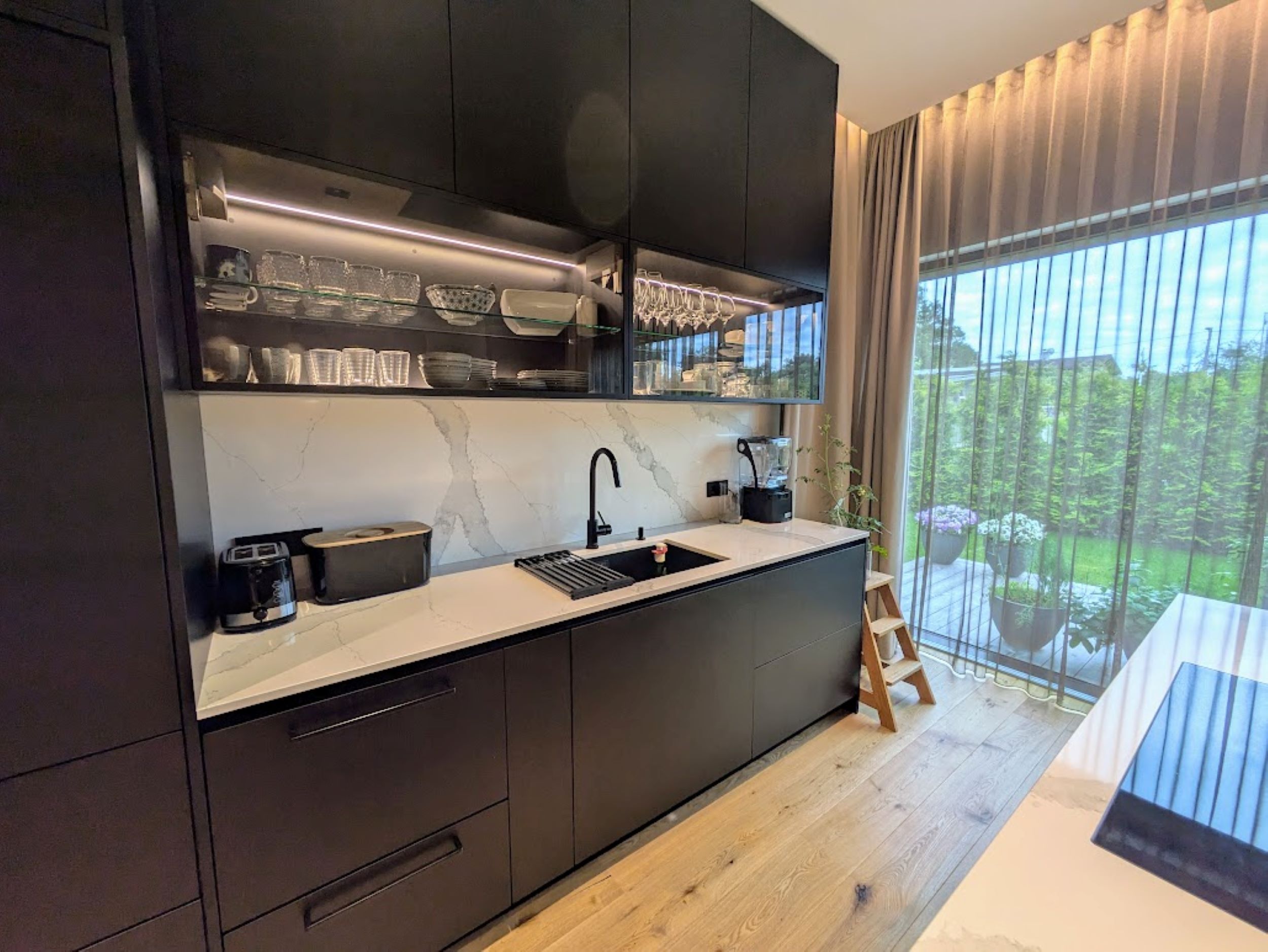 Kõik lood ei sünni esimesest plaanist – kodu, kus iga detail jutustab peremehe loo