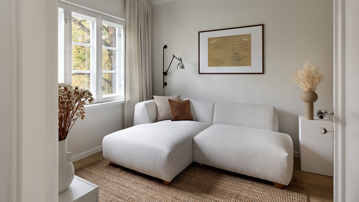 Mooduldiivan CAVA 215 CHL, vasak –25%, kangas Cosmo 115 Silver Cream (jala tooni saab vajadusel muuta), hind 2635 € → 1977 €