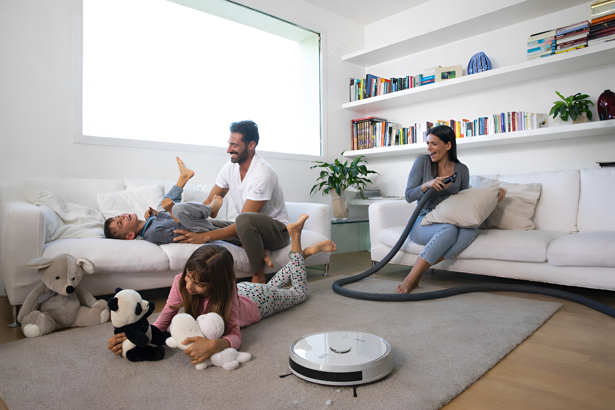 Miks ainult robottolmuimejast ei piisa? 5 müüti robot-, tava- ja kesktolmuimeja kohta