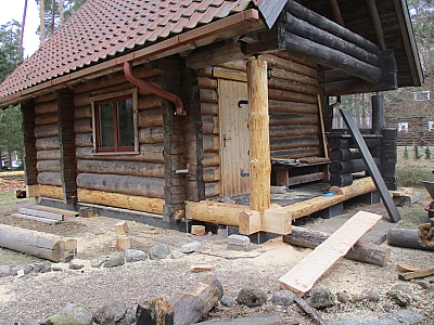 Palkmaja renoveerimisel on betoonpõranda ja vundamendi niiskuskaitse kõige alus