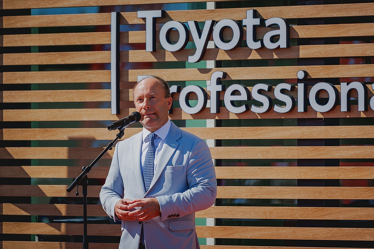 GALERII: Amserv ja Ott Tänak avasid Põhjamaade suurima Toyota autoesinduse 68
