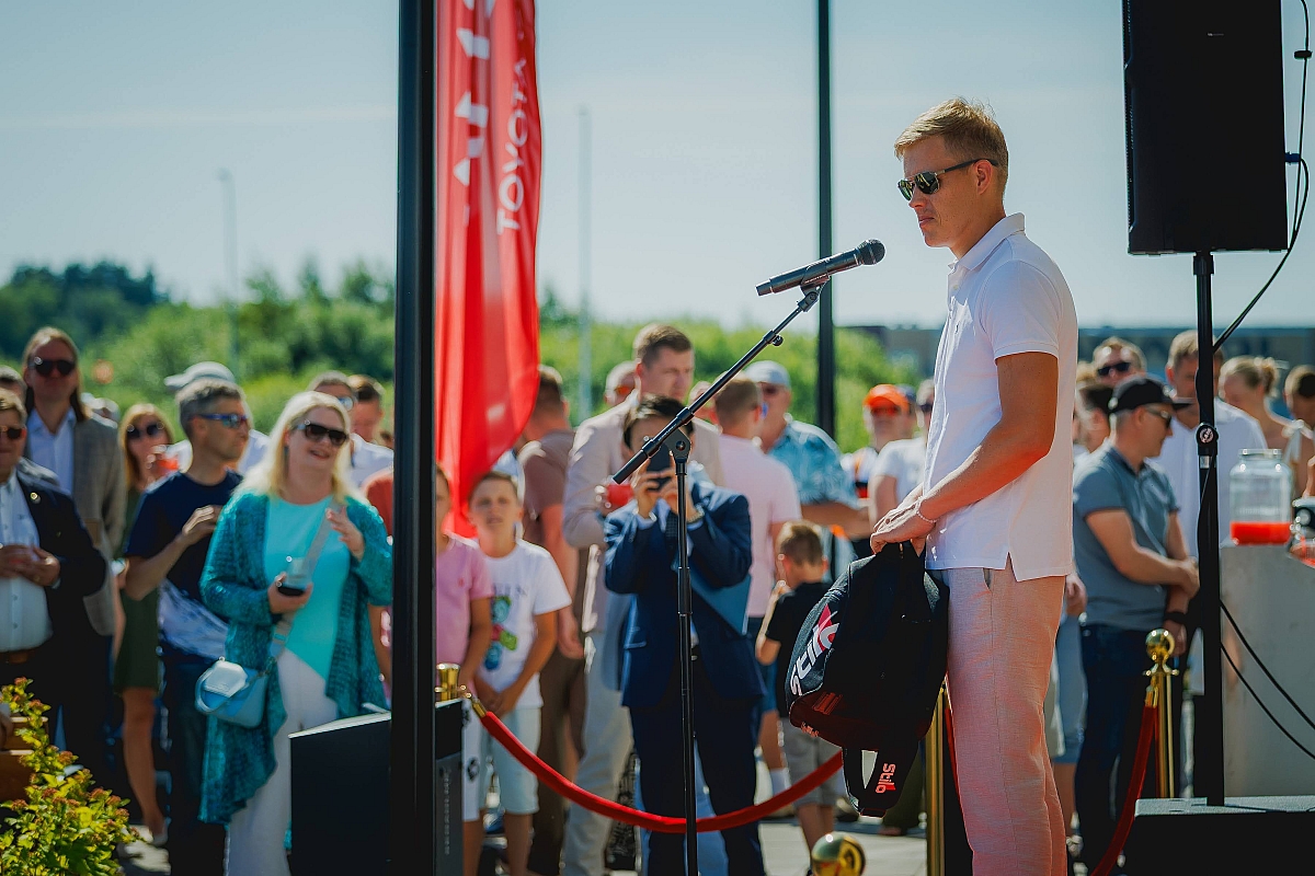 GALERII: Amserv ja Ott Tänak avasid Põhjamaade suurima Toyota autoesinduse 62