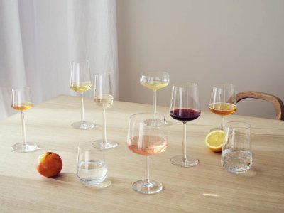 Iittala Essence veiniklaasid