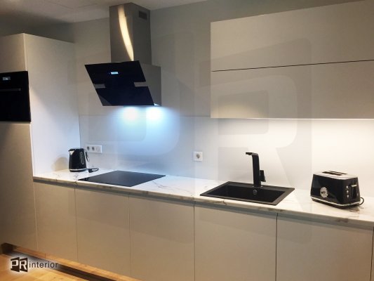 6 - PRinterior OÜ LED fotoklaas, LED peegel, fototapeet, töötasapinnad