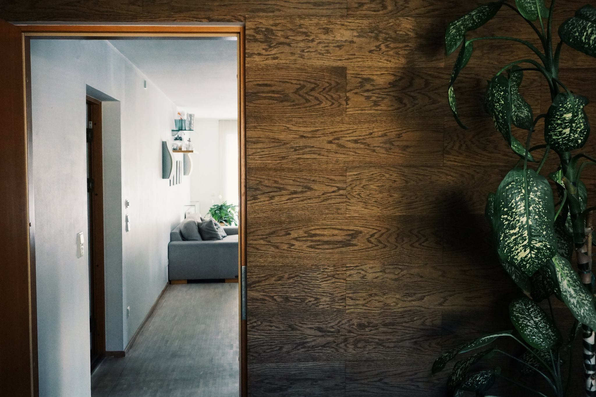 3 - Groveneer OÜ tammespoonist seinakleebis