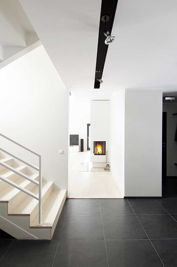 Modernne noore pere must-valge-hall kodu Tallinnas Merirahus Modernne noore pere must-valge-hall kodu Tallinnas Merirahus