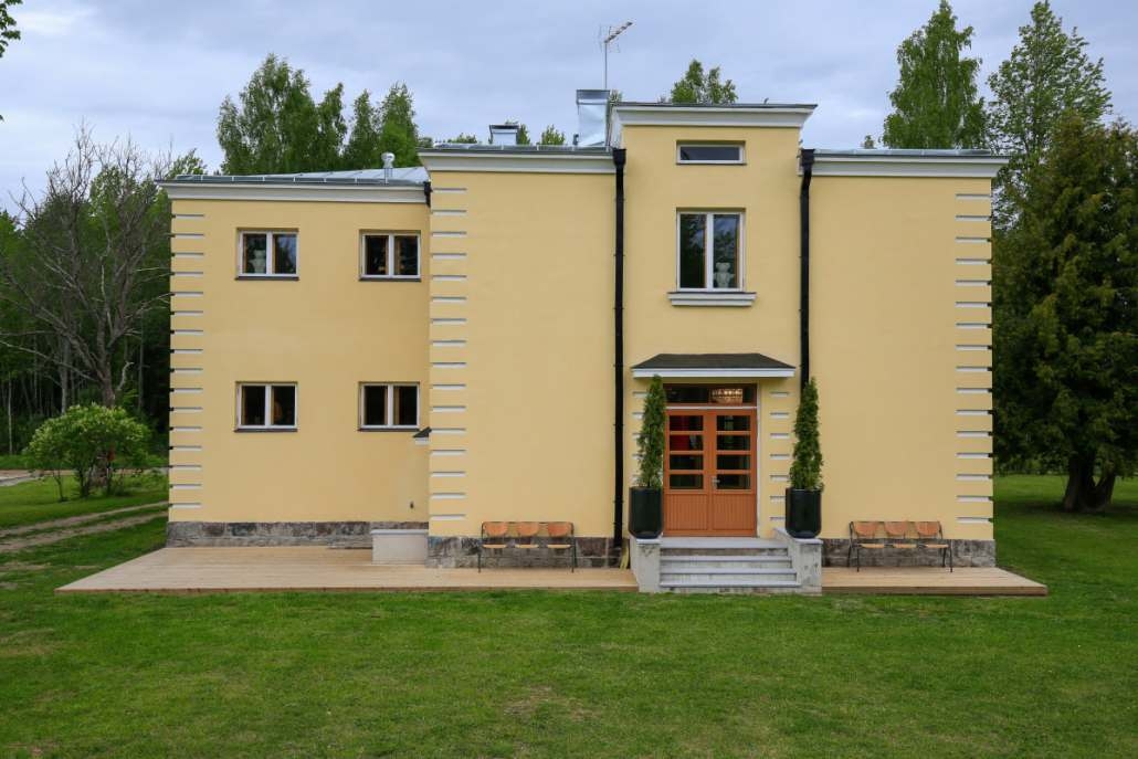 Korralik kogus pöörasust Tuudi jaamahoones Korralik kogus pöörasust Tuudi jaamahoones