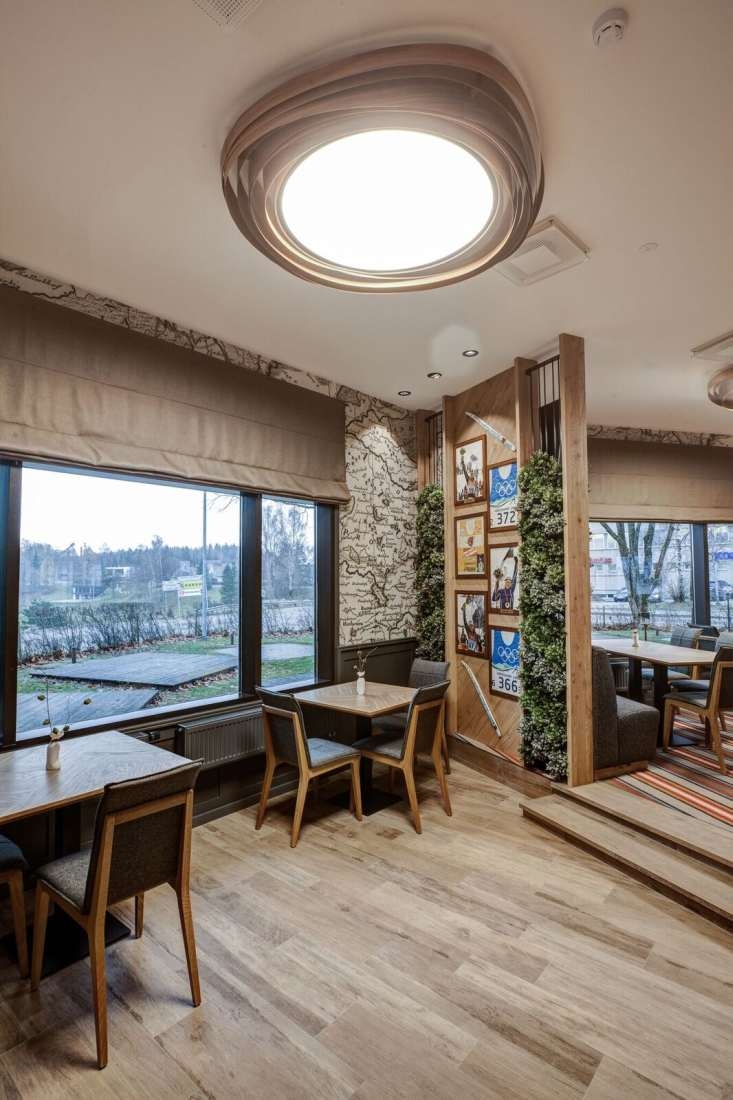 Ugandi Resto interjööris kajastuvad rahvustraditsioonid ja sport Ugandi Resto interjööris kajastuvad rahvustraditsioonid ja sport