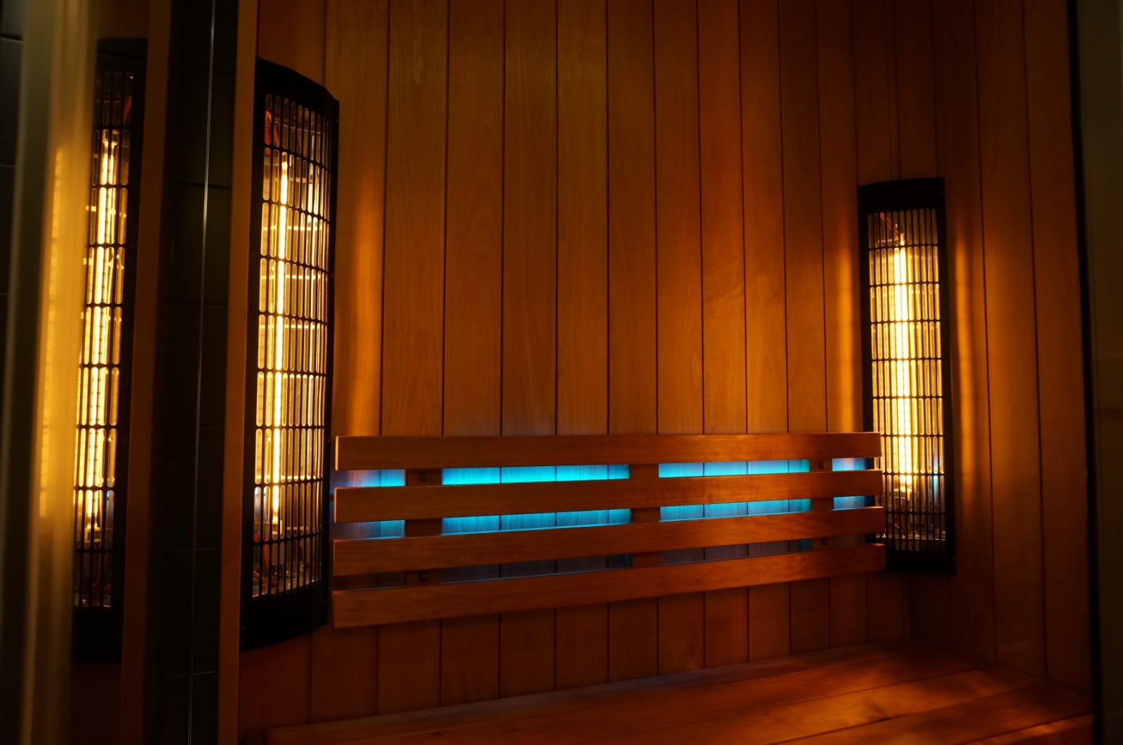 Sauna leiliruumi jaoks on olemas spetsiaalsed valgustid, aga arvestama peab, et need paigaldatakse kas seina või lava alla.